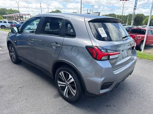 Used 2020 Mitsubishi Outlander Sport Black Edition FWD image 4