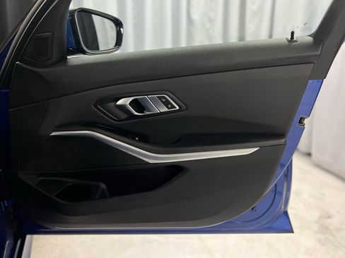 Used 2019 BMW 330i xDrive Sedan w/ M Sport Package image 39