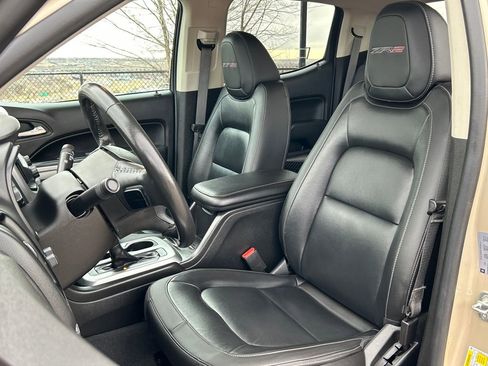 Used 2021 Chevrolet Colorado ZR2 w/ ZR2 Dusk Special Edition image 18