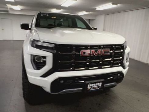 Certified 2024 GMC Canyon AT4X AWD/4WD image 3