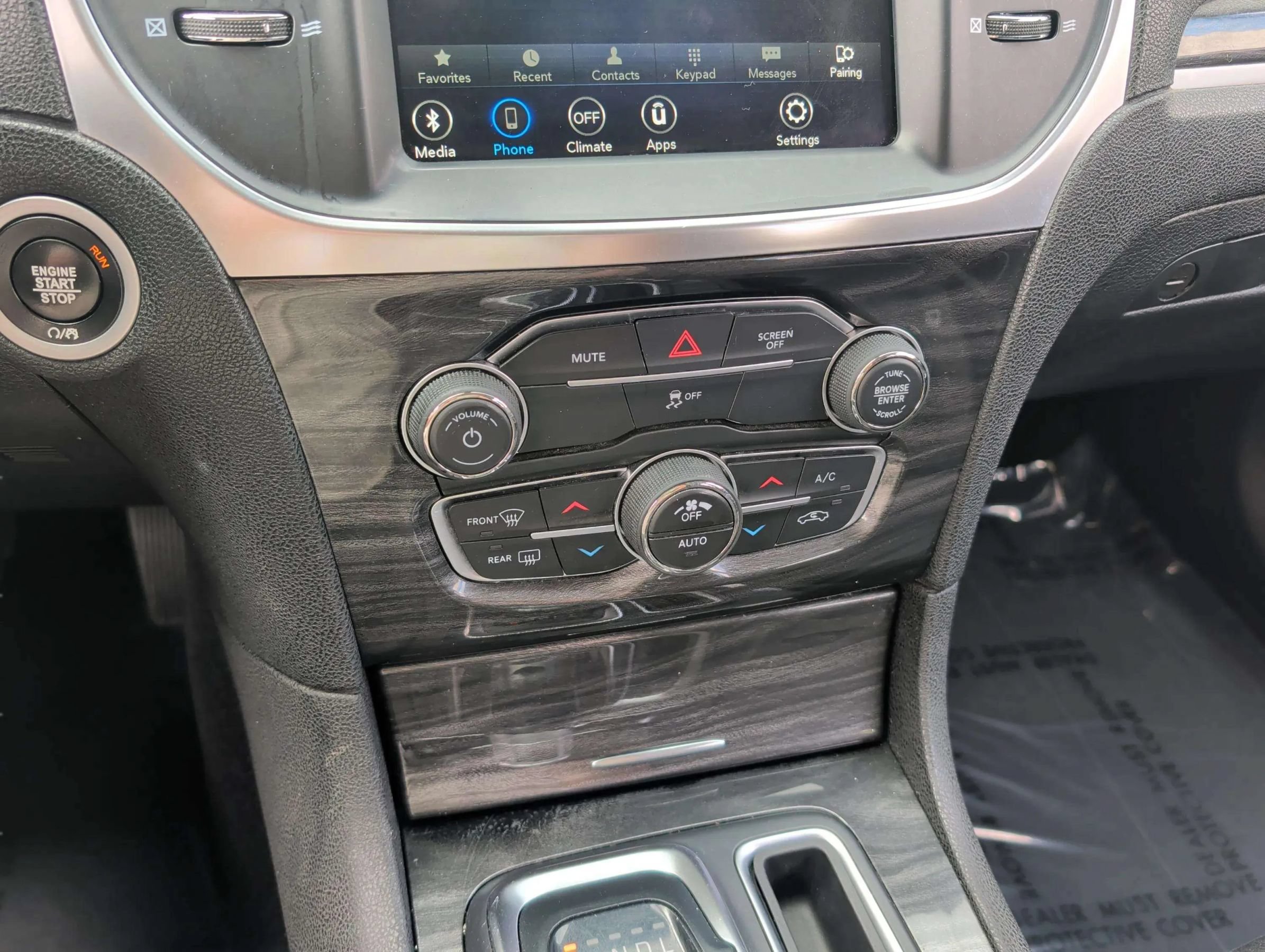 Used 2021 Chrysler 300 Touring RWD image 14