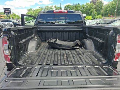 Used 2022 GMC Canyon AT4 w/ Driver Alert Package AWD/4WD image 27