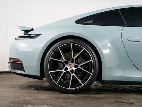 Used 2025 Porsche 911 Carrera T RWD image 10