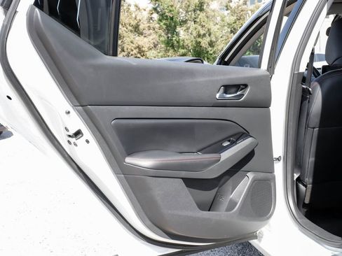 Used 2023 Nissan Altima 2.5 SR image 41