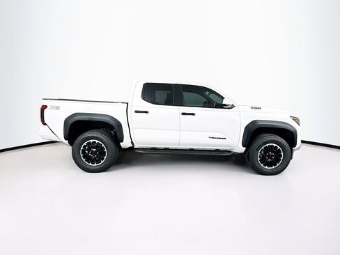 New 2025 Toyota Tacoma TRD Off-Road image 10