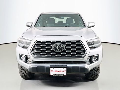 Used 2023 Toyota Tacoma TRD Off-Road AWD/4WD image 3