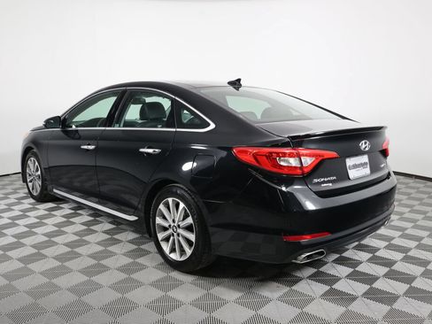 Used 2016 Hyundai Sonata Limited w/ Option Group 04 FWD image 4