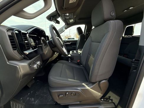 New 2026 GMC Sierra 1500 Elevation image 13