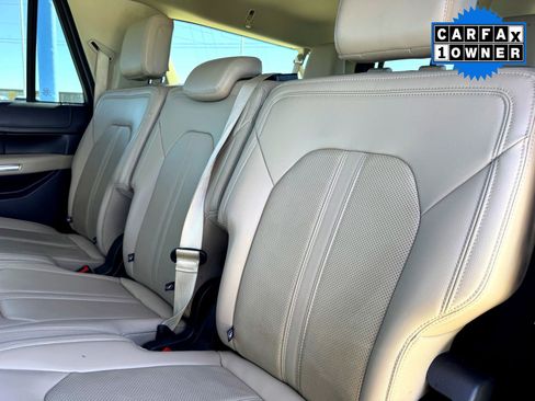 Used 2024 Ford Expedition Max Limited image 18