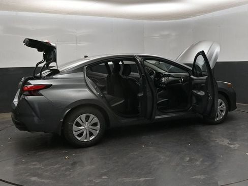 New 2025 Nissan Versa S w/ Trunk Package FWD image 27