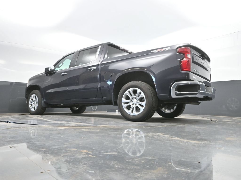 Used 2023 Chevrolet Silverado 1500 LTZ AWD/4WD image 38