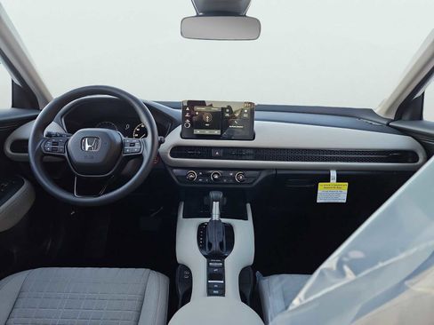 New 2026 Honda HR-V LX image 6