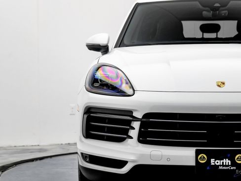 Used 2023 Porsche Cayenne image 26