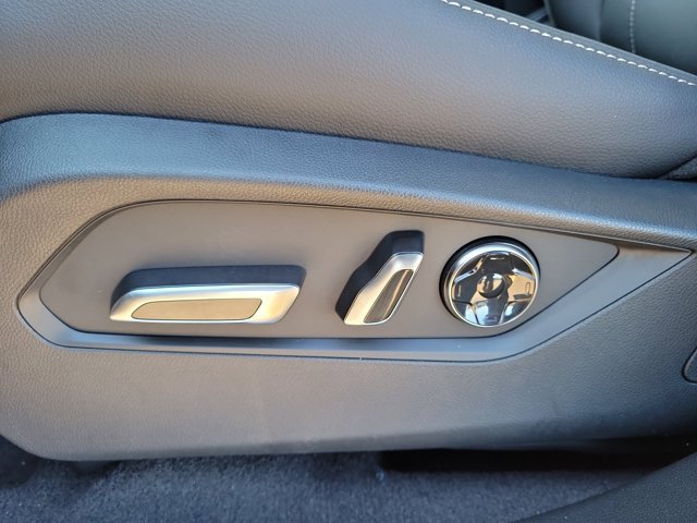 New 2026 Acura RDX SH-AWD image 9