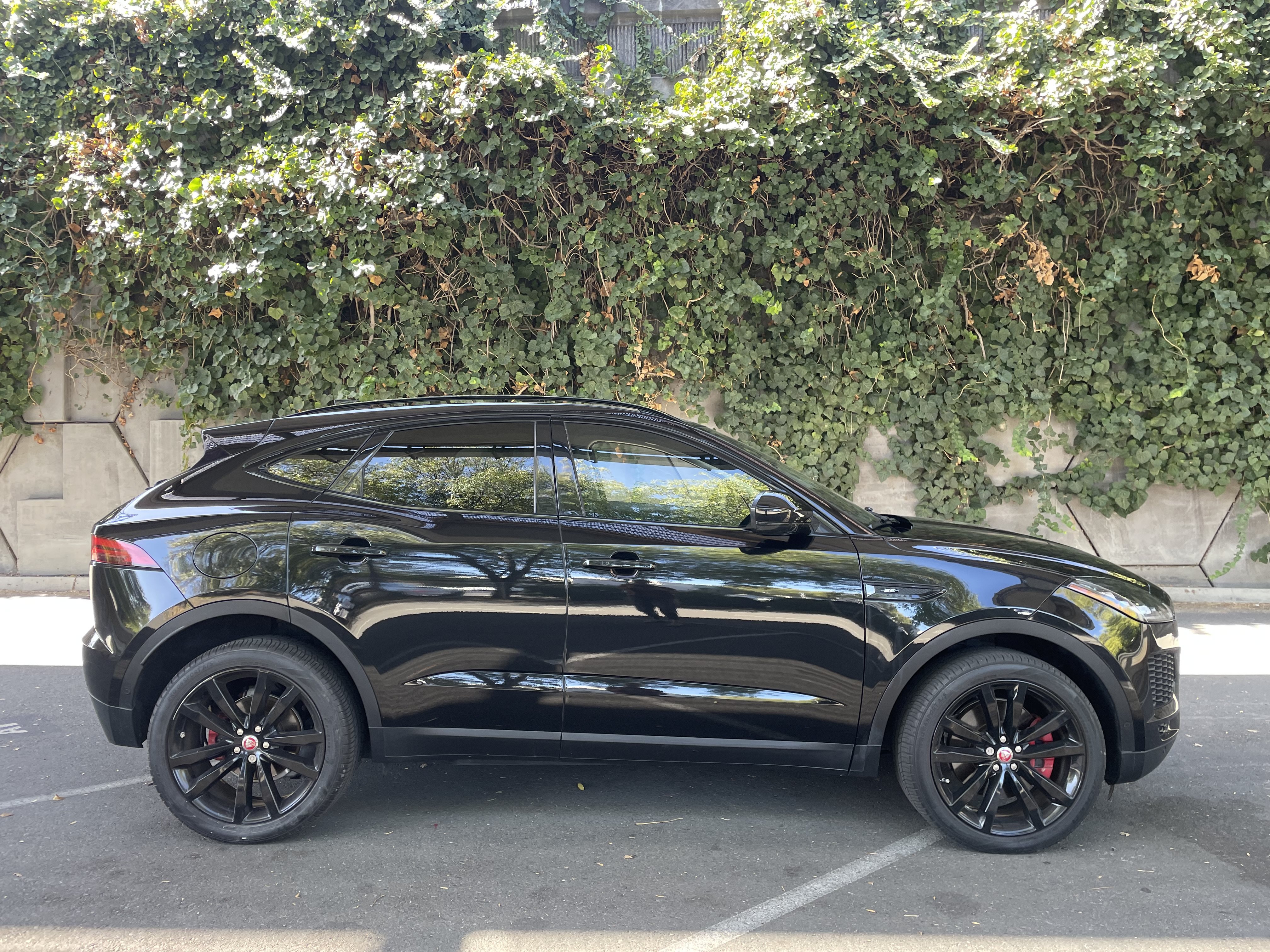 Used 2019 Jaguar E-PACE SE AWD/4WD image 5