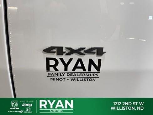 New 2026 Jeep Cherokee Overland w/ Advanced Pro Tech Group image 13