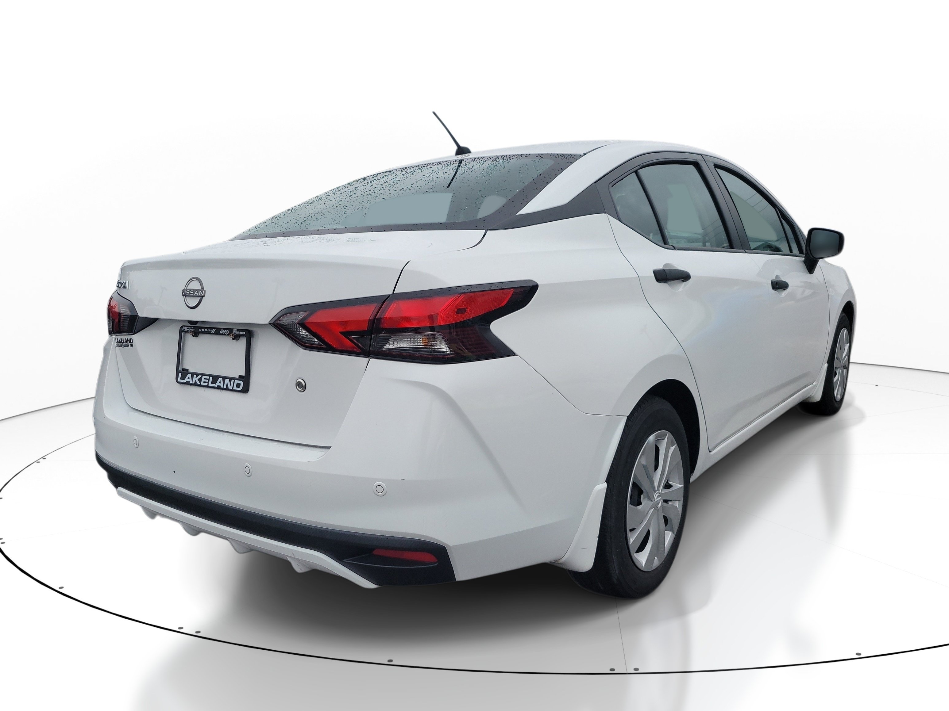Used 2023 Nissan Versa S w/ Trunk Package FWD image 4