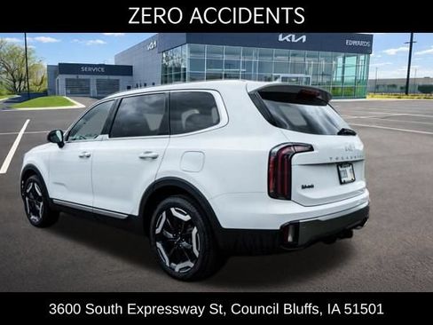 Used 2024 Kia Telluride EX w/ EX Captain's Chair Package AWD/4WD image 6