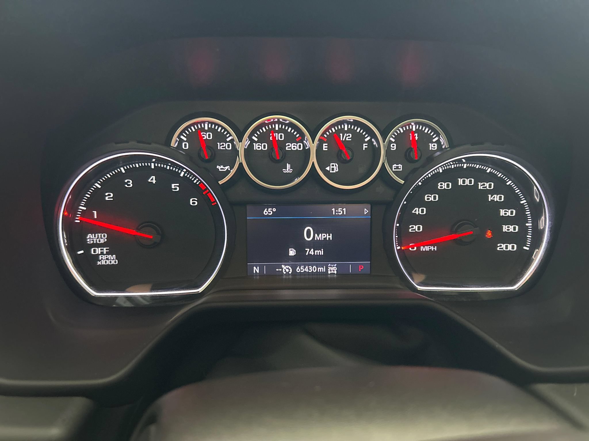 Used 2021 Chevrolet Suburban LT w/ LT Signature Package AWD/4WD image 20