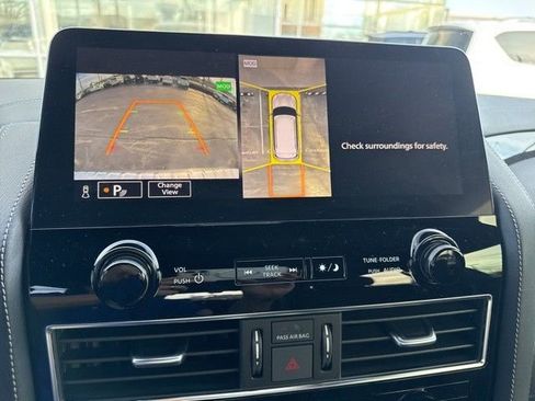 Certified 2024 INFINITI QX80 Sensory image 6