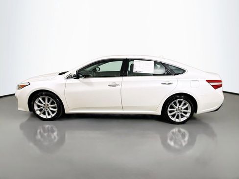 Used 2014 Toyota Avalon image 4