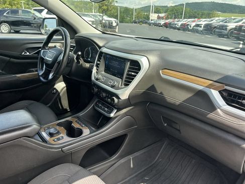 Used 2021 GMC Acadia SLE w/ Driver Convenience Package AWD/4WD image 16