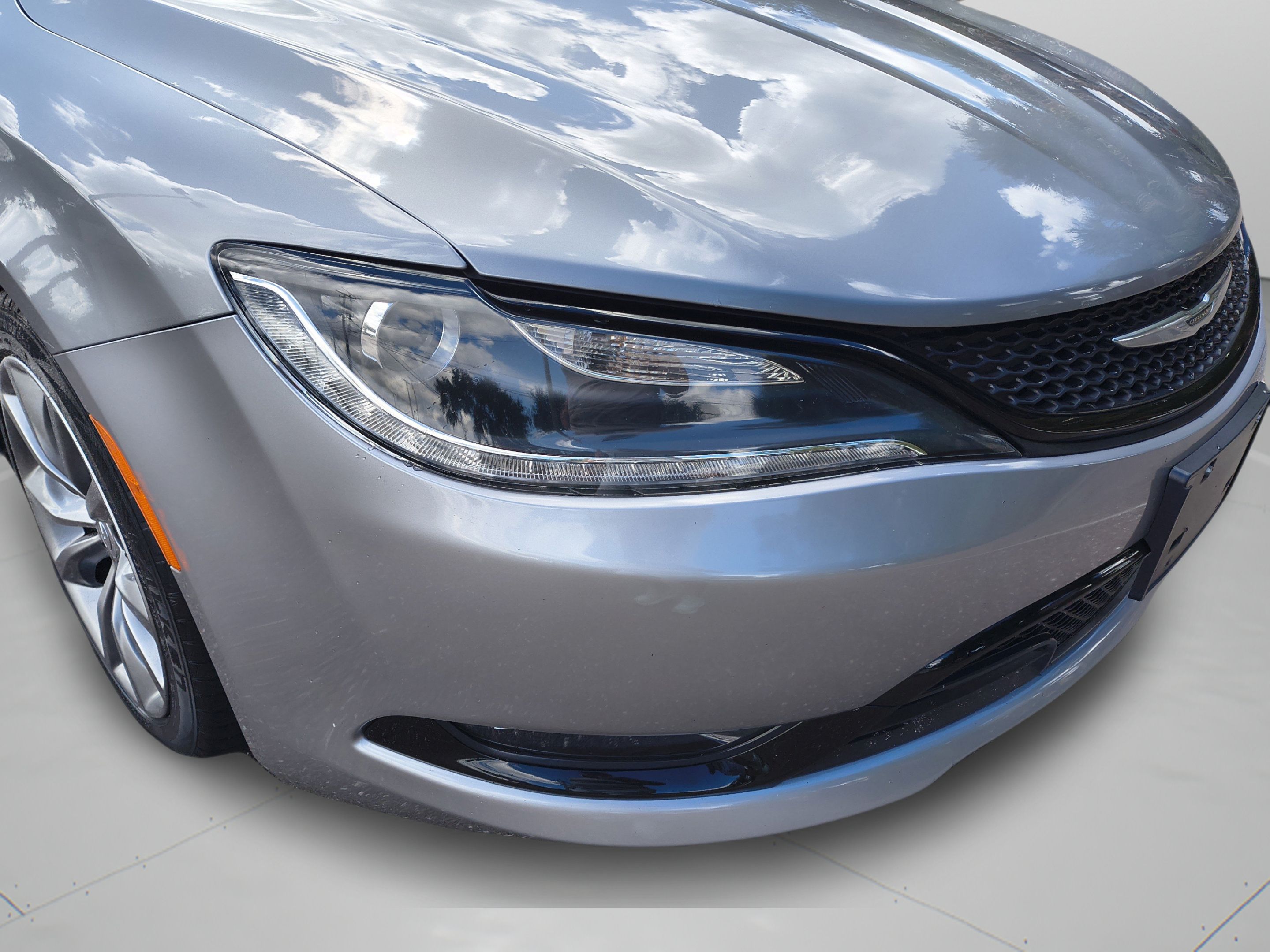 Used 2015 Chrysler 200 S w/ Comfort Group FWD image 34