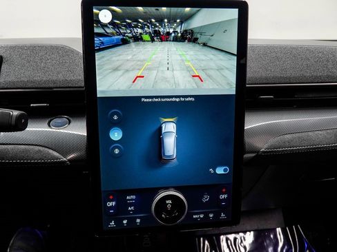 Used 2025 Ford Mustang Mach-E GT image 27