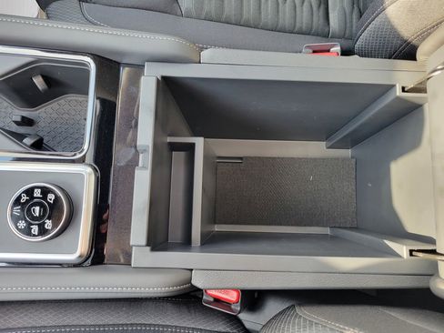 New 2025 Nissan Pathfinder SV w/ SV Premium Package image 28