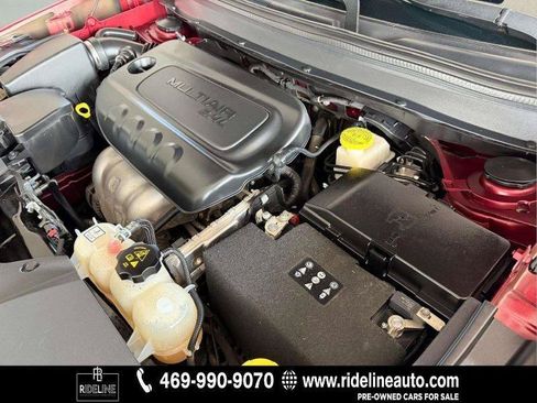 Used 2019 Jeep Cherokee Latitude Plus FWD image 26
