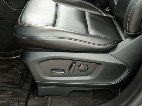 Certified 2023 Ford Explorer XLT w/ Equipment Group 202A AWD/4WD image 13
