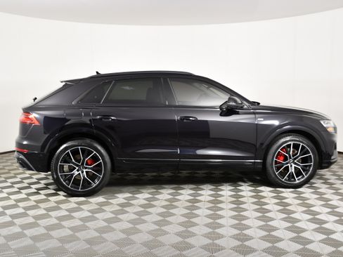 Used 2020 Audi Q8 Premium Plus w/ Premium Plus Package AWD/4WD image 5