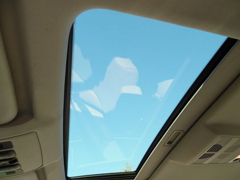 Used 2008 BMW 535i Sedan w/ Premium Pkg image 15