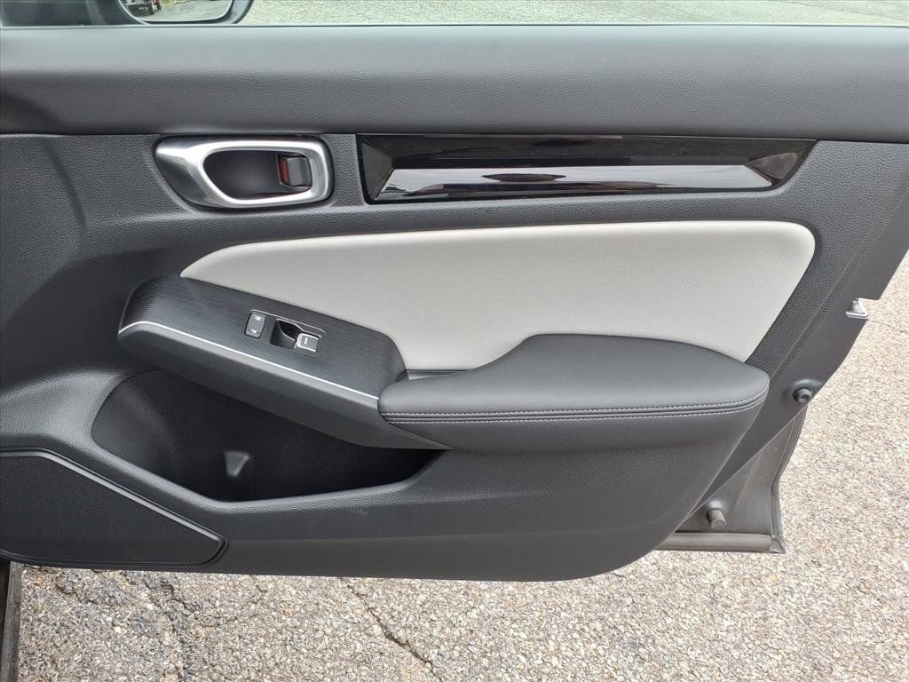Used 2025 Honda Civic FWD Hybrid Sedan image 13