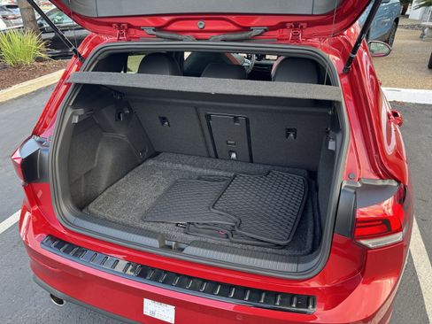 Used 2024 Volkswagen GTI Autobahn image 38