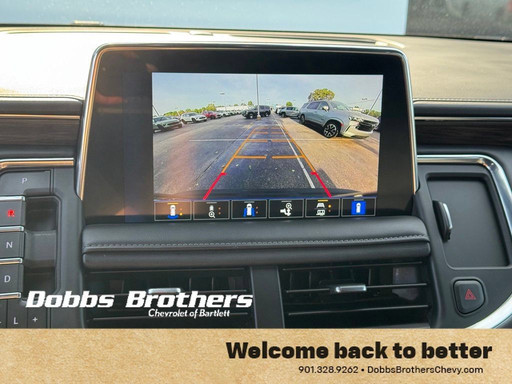 Used 2023 Chevrolet Tahoe Z71 w/ Luxury Package AWD/4WD image 31