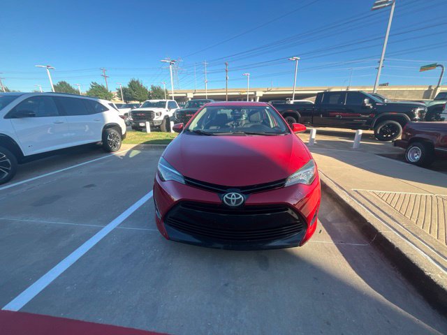 Used 2018 Toyota Corolla LE FWD image 4