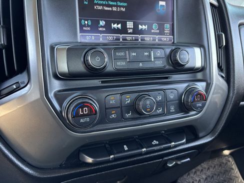 Used 2018 Chevrolet Silverado 1500 LT w/ All Star Edition RWD image 24