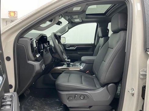 New 2026 Chevrolet Silverado 1500 RST w/ RST All Star Premium Package AWD/4WD image 11