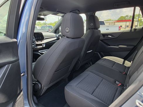 Used 2026 Chevrolet Equinox LT AWD/4WD image 13