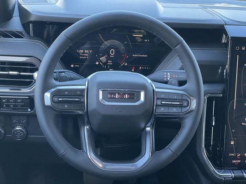 New 2026 GMC Yukon Elevation image 10