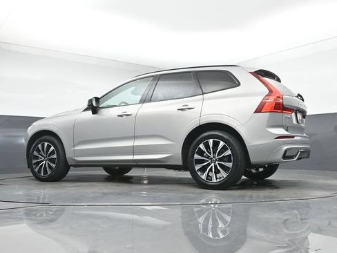 Used 2024 Volvo XC60 B5 Plus AWD/4WD image 39
