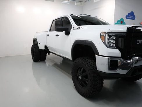 Used 2021 GMC Sierra 3500 4x4 Crew Cab w/ Gooseneck/5TH Wheel Package image 49