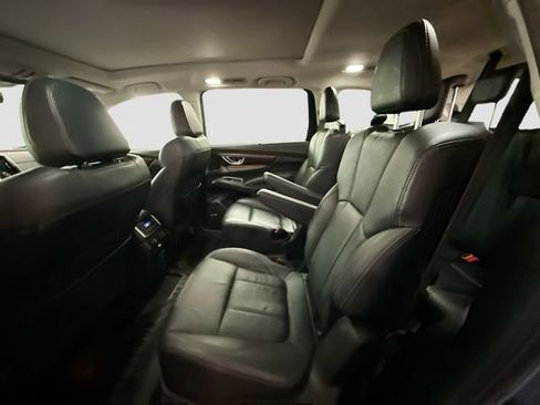 Used 2023 Subaru Ascent Touring AWD/4WD image 27