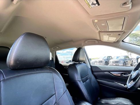 Used 2019 Nissan Rogue SL image 28