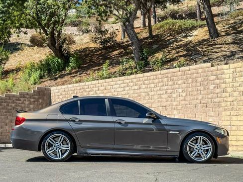 Used 2015 BMW 550i Sedan image 12