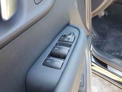New 2026 Buick Enclave Sport Touring w/ Power Package FWD image 18