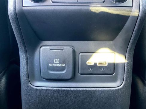 Used 2021 GMC Acadia Denali w/ Denali Technology Package image 33