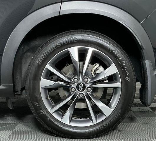 Certified 2024 INFINITI QX60 Luxe FWD image 10