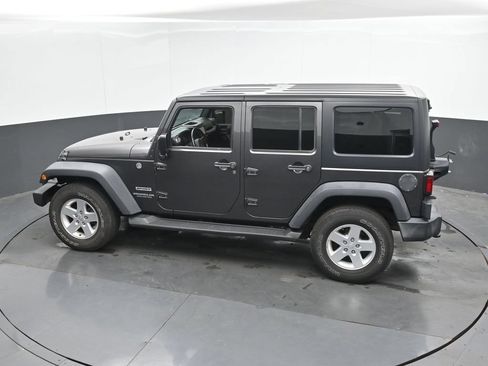 Used 2017 Jeep Wrangler Unlimited Sport w/ Quick Order Package 24S AWD/4WD image 29